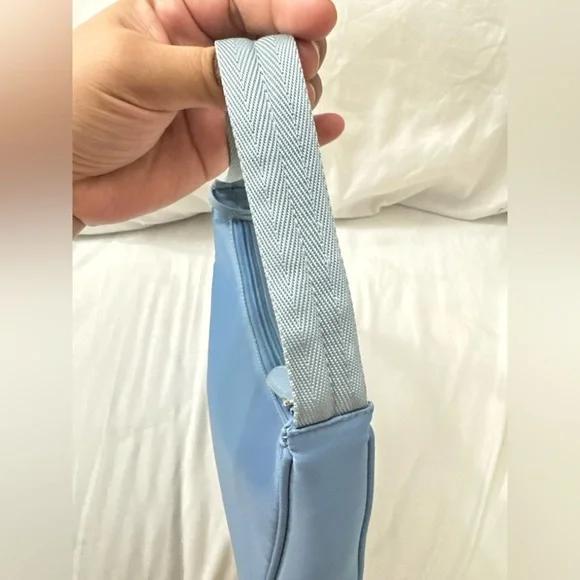 Prada Re-edition - Picture 8 of 16